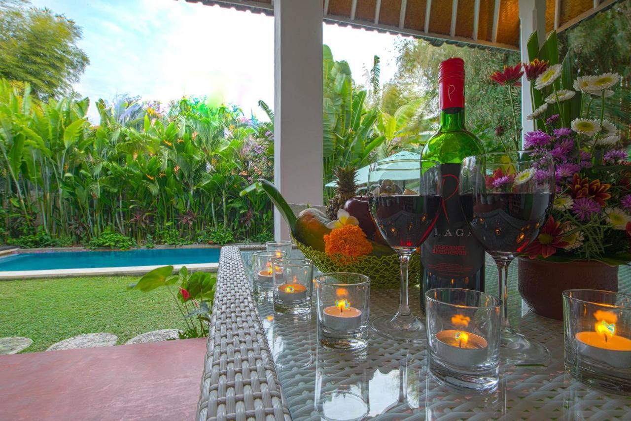 Villa Enjoy - Seminyak Center Eksteriør billede