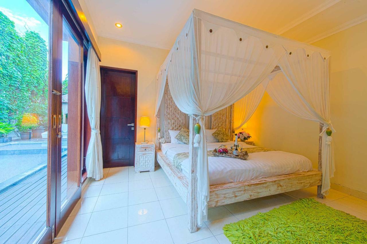 Villa Enjoy - Seminyak Center Eksteriør billede